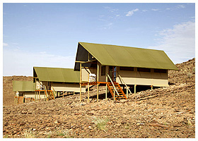 Kanaan N/a’an ku sê Desert Retreat: Our en-suite Luxury Canvas Tents