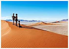 Kanaan N/a’an ku sê Desert Retreat: Photo & Film